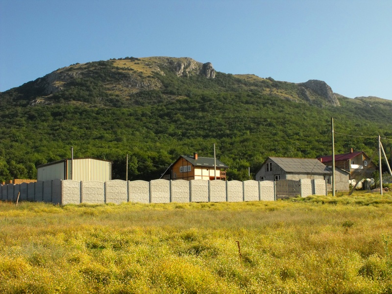 Участки в крыму. Село Тыловое Байдарская Долина. Село Тыловое Севастополь. Село Тыловое Крым. Крым Байдарская Долина деревня.